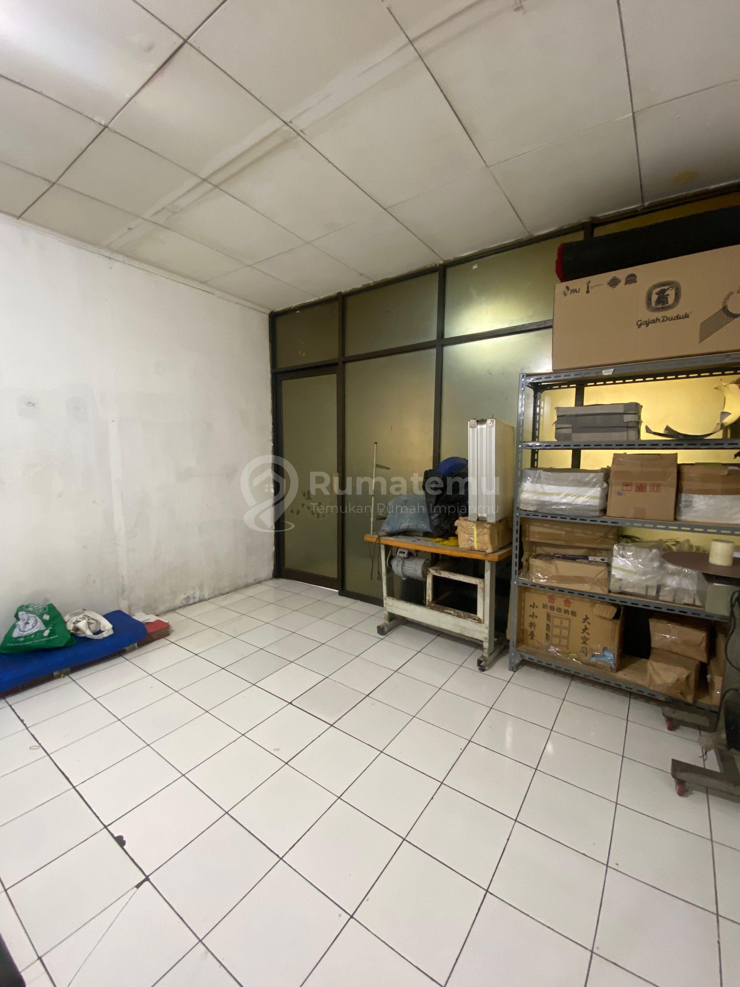 Dijual Ruko di Taman Palem Lestari