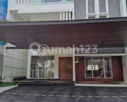 Dijual Rumah Mewah di Sutera Onyx, Alam Sutera Tangerang Selatan