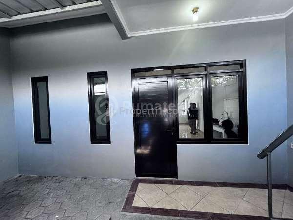 Jual Rumah Pinus Regency Soekarno Hatta Dekat Gedebage, Cisarenten Bandung