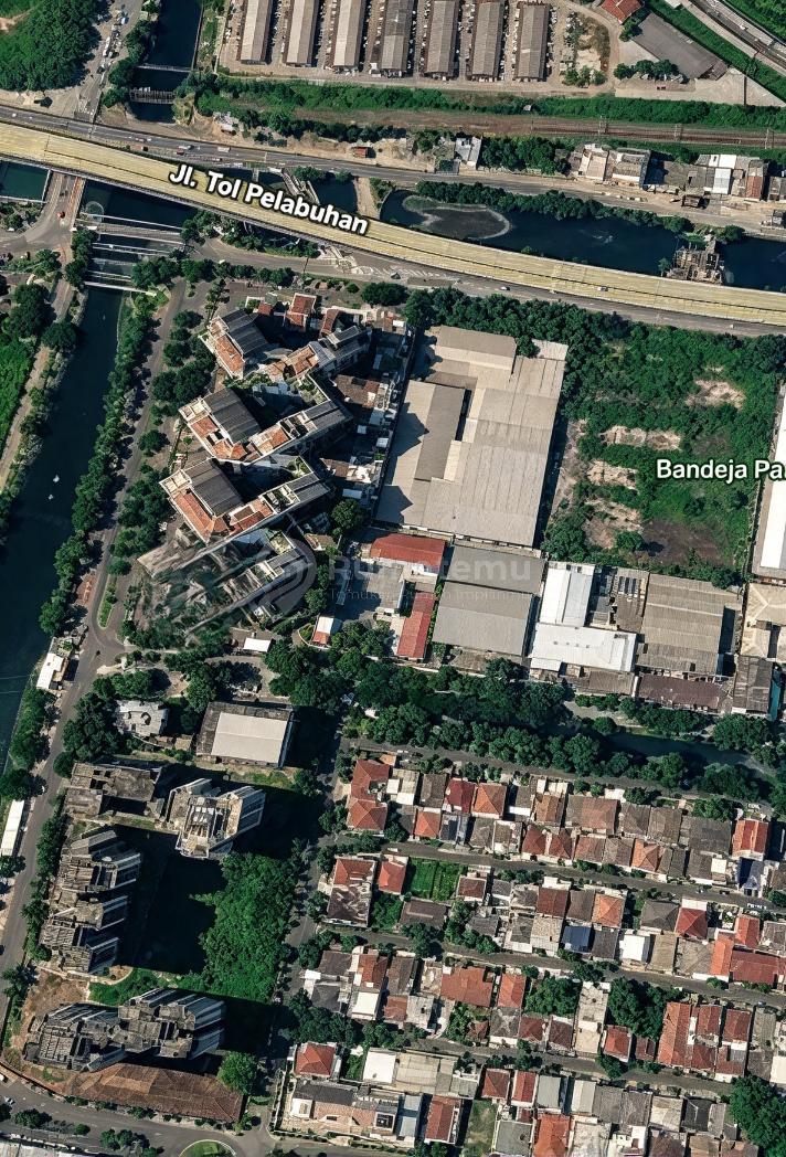 Dijual Tanah Luas Ex Pabrik Lokasi Strategis, cocok untuk berbagai kebutuhan usaha maupun investasi.
