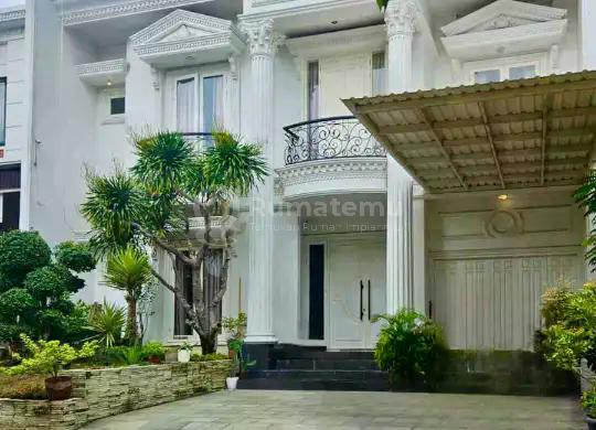 House For Rent Surabaya Indonesia Swimming Pool Sewa Rumah Pakuwon Indah Full Furnished Kolam Renang