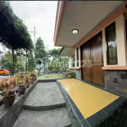 Disewakan Rumah Besar Full Furnished di Kawaluya'an Soekarno Hatta Bandung