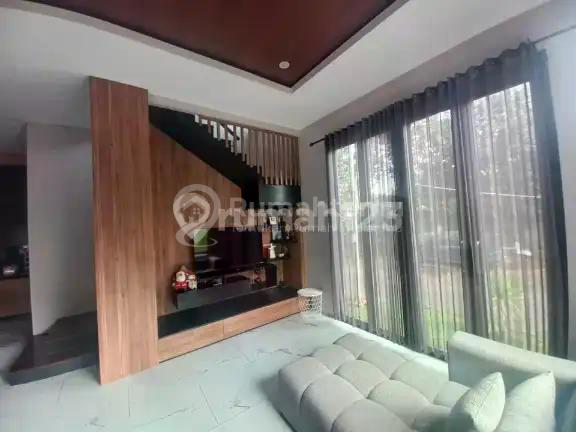 Rumah 2 Lantai Hook Neo Catalonia Furnished