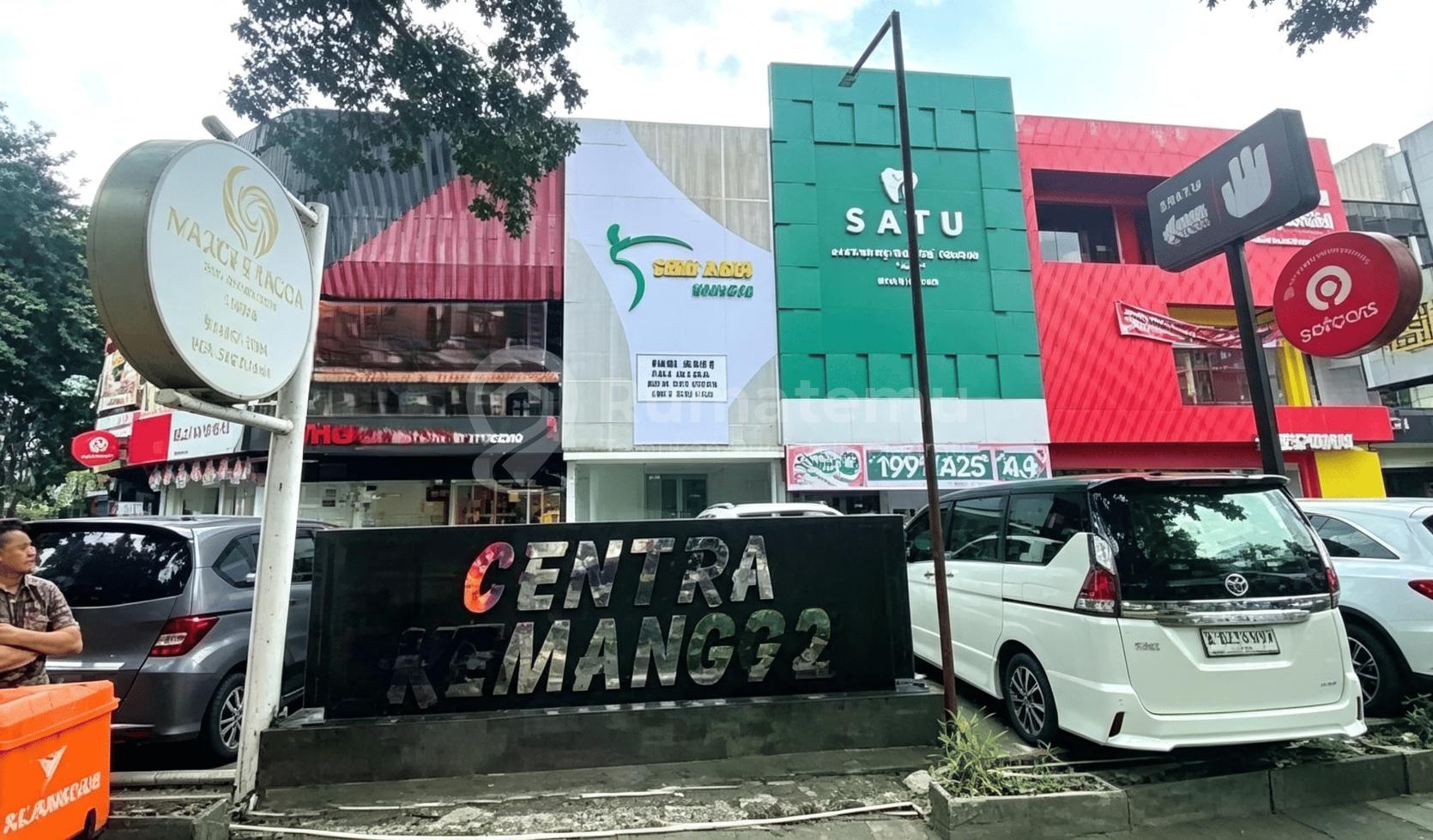 Disewa Ruko Menghadap Jalan Utama Kemang Raya Jakarta Selatan