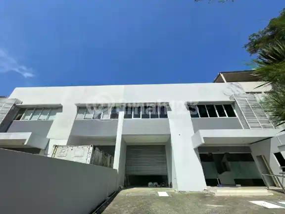 Kantor & Gudang Deluxe Fully Furnished Dgn Kwalitas Premium , Taman Tekno Bsd City.