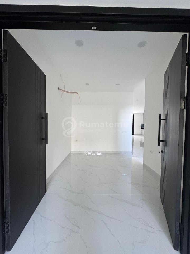 Rumah siap huni di de park bsd