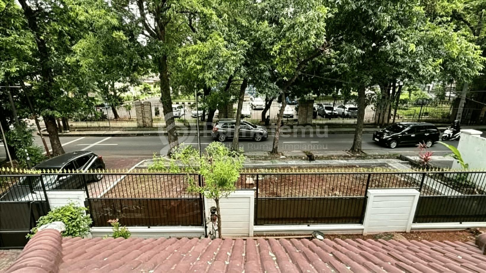 For Rent Rumah Dj Pertanian Raya Lebak Bulus Jakarta Selatan