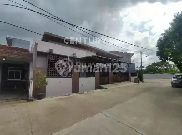 Rumah Luas Akses Jalan 3 Mobil Bebas Banjir di Jatiasih Bekasi