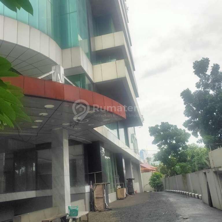 Dijual dan Sewa gedung strategis di Mampang Prapatan, Jakarta Selatan