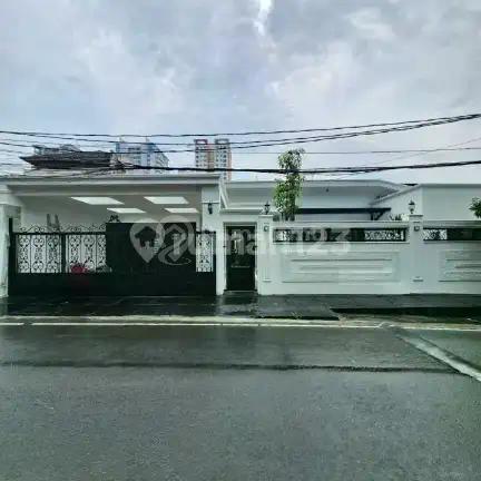 Rumah Baru Pondok Labu Cilandak Jakarta Selatan.harga 15 Miliar