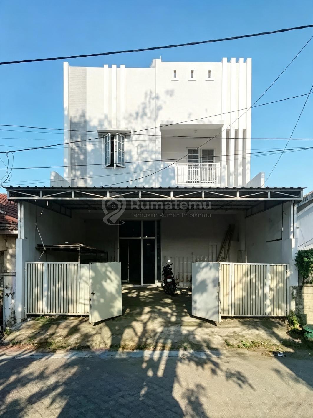 Rumah Usaha Dalam Komplek Strategis Di Bluru Kidul Sidoarjo