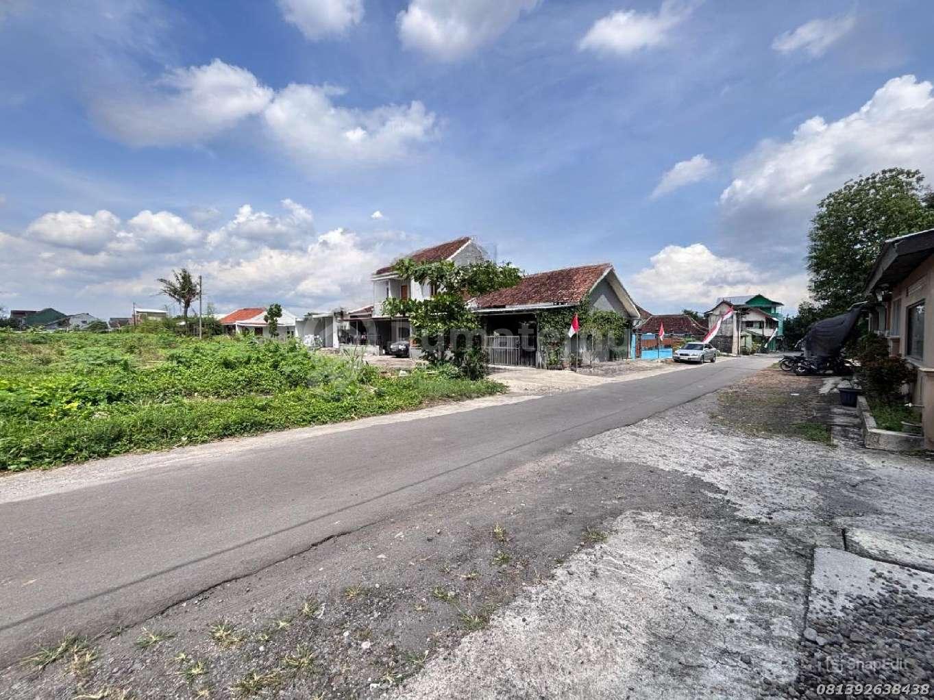 Tanah Dekat Stadion Maguwoharjo Jogja Akses Truk Papasan