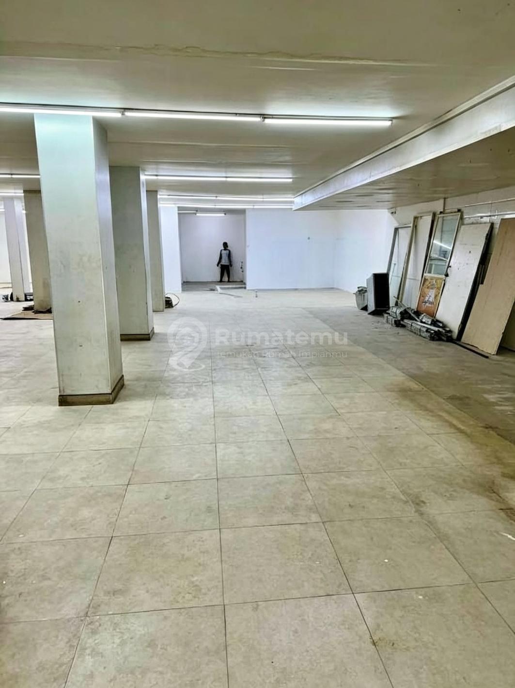 Dijual dan disewakan gedung