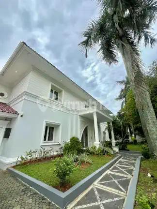 Rumah Mewah 2 Lantai di Pondok Indah Jakarta Selatan