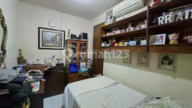 Rumah 1 Lantai Cocok Untuk Usaha Kost Strategis
