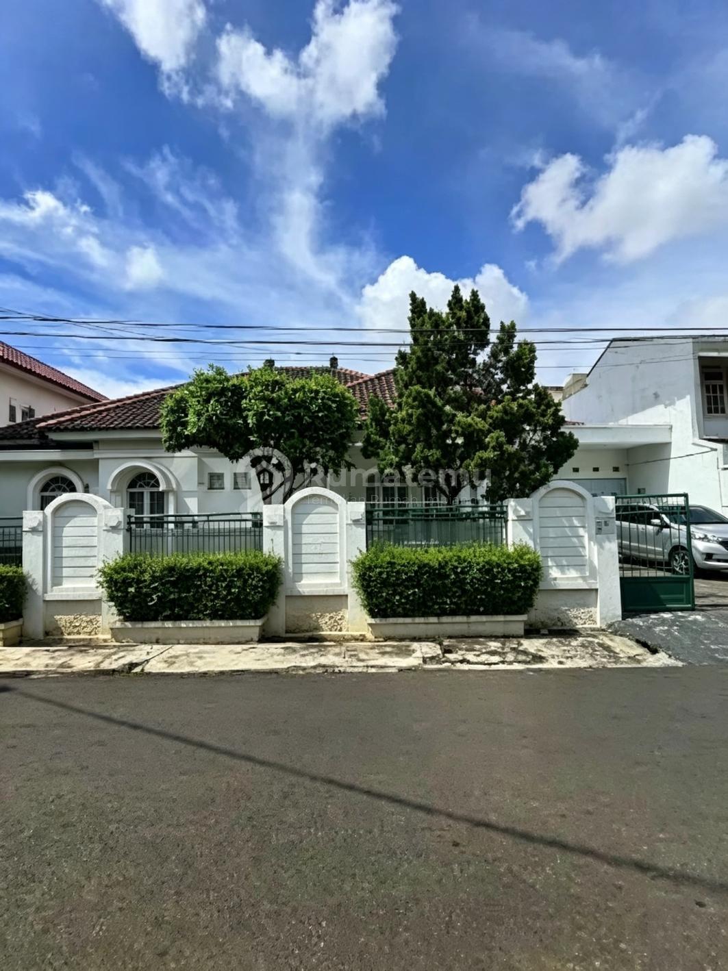 Rumah Bagus Siap Huni Lokasi Strategis Pondok Kelapa