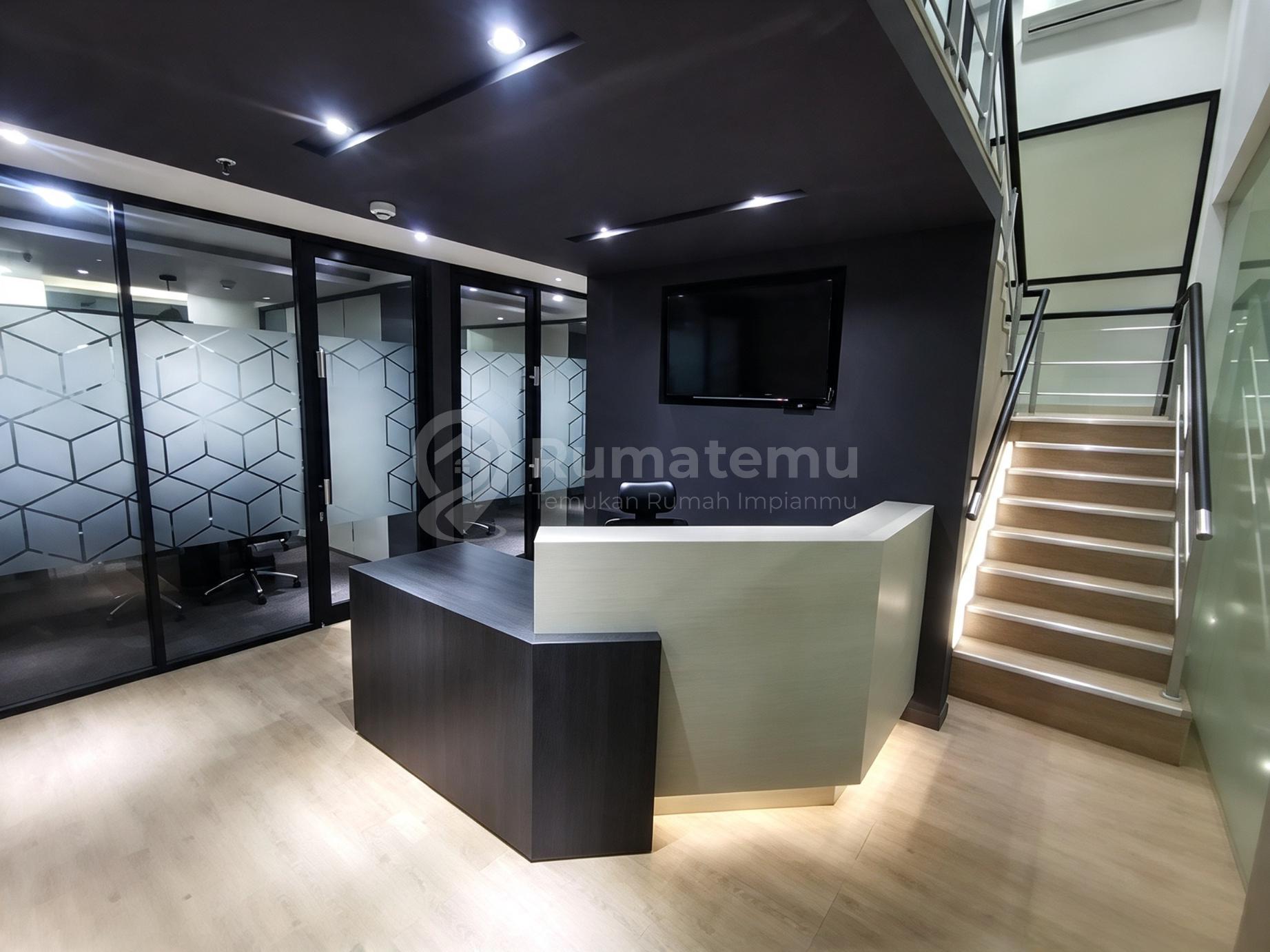 Dijual Ruang Kantor Di Mall Epicentrum Walk Jl Rasuna Said Lt 3, Karet, Jakarta Selatan, DKI Jakarta.