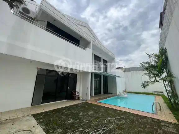 Rumah 2lt Modern Design Indah Swimming Pool Dekat Senopati