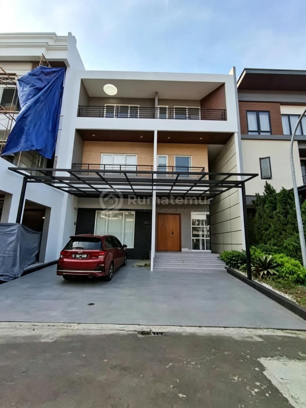 Rumah Baru 3 Lantai Semi Furnished Siap Huni Onyx Alam Sutera