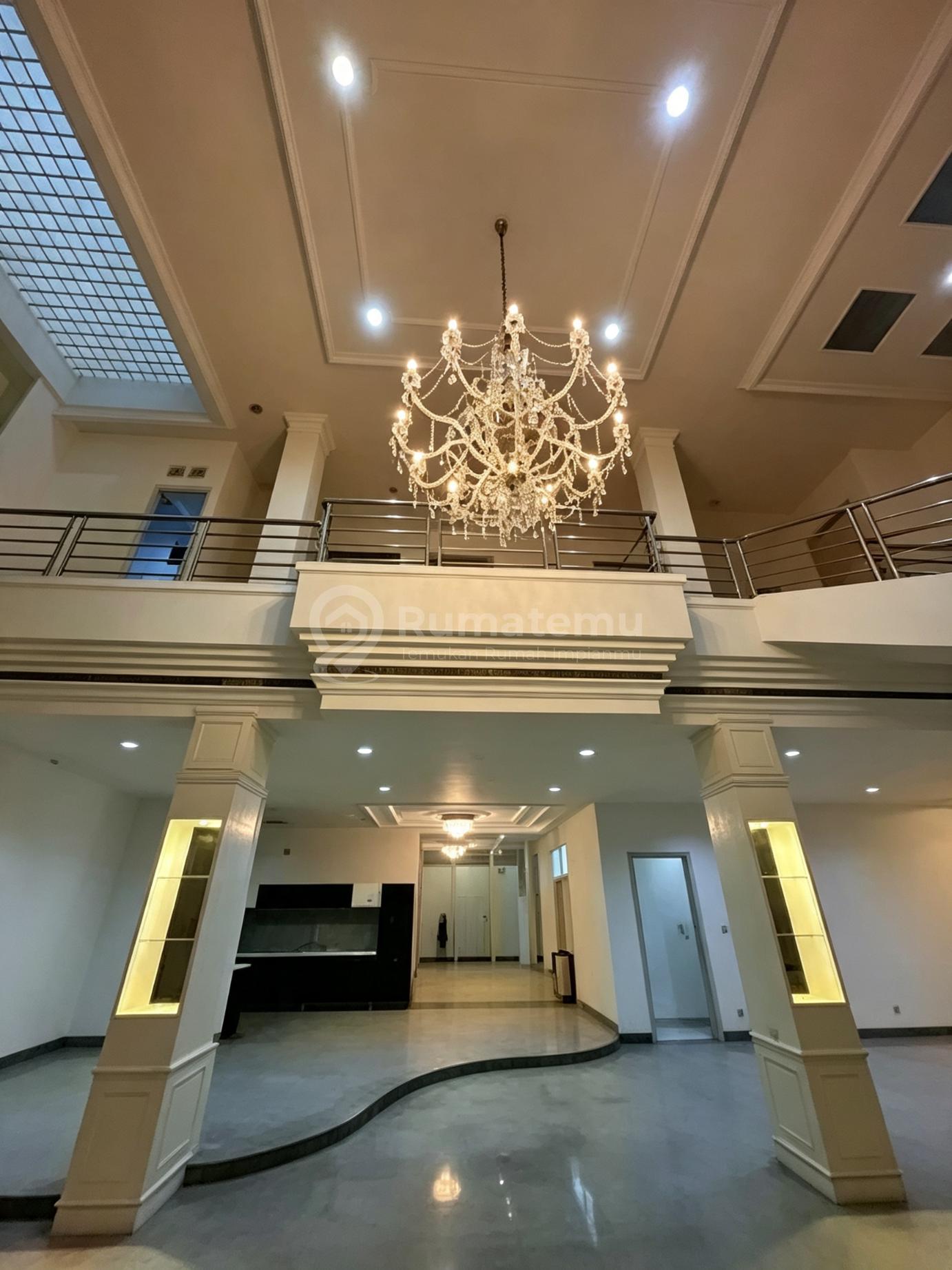 Dijual Cepat Rumah Mewah Green Garden