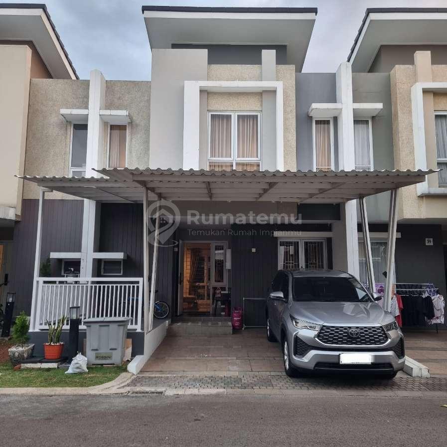Dijual rumah Akses jalan 2 mobil lebih di Summarecon Serpong cluster Rossini, Medang