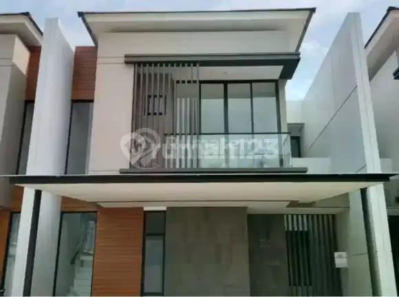 Rumah di Cluster Kuningan Village Pik 2