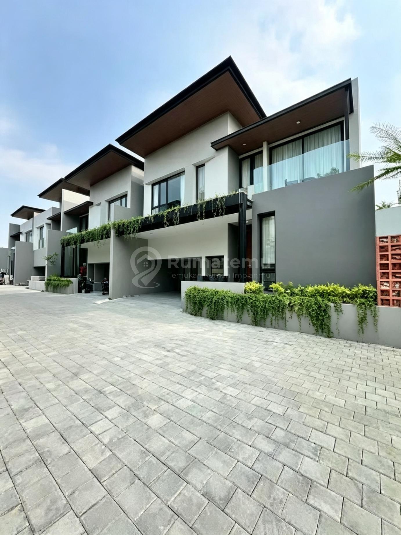 For Sale Brand New House Townhouse Cilandak Jaksel