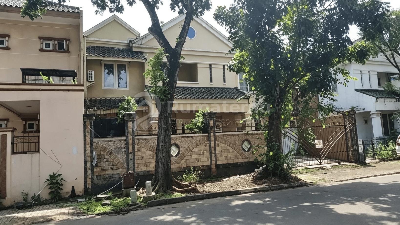 Dijual Rumah Jl Boulevardnya Puspitaloka Bsd