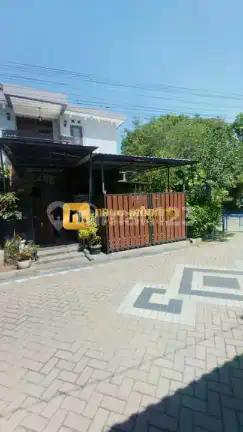 Rumah Bagus Posisi Hook Dalam Komplek Dekat Pintu Tol Sidoarjo