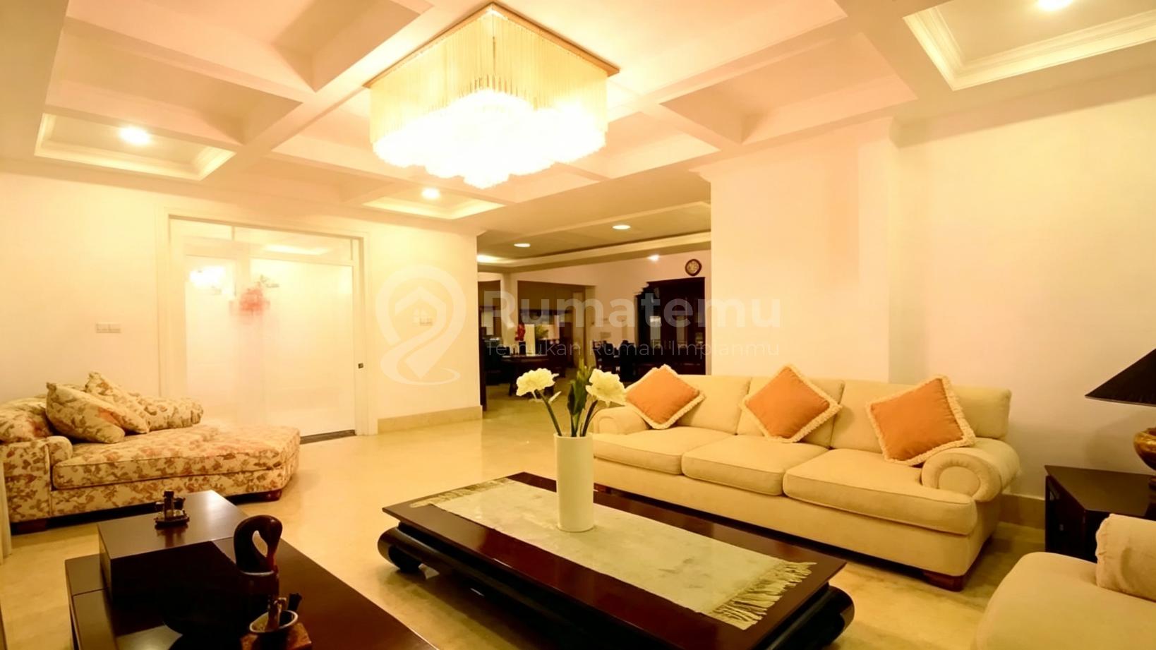 Dijual Rumah Mewah Dan Terupgrade di Area Puri Jakarta Barat