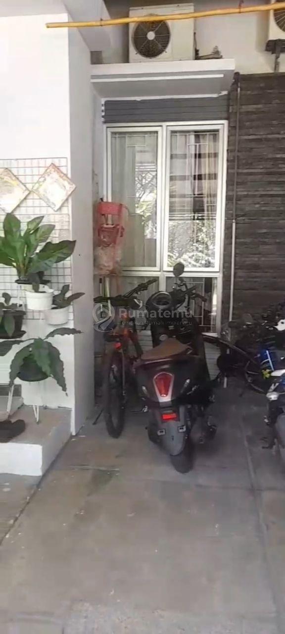Dijual Rumah Renovasi di Cluster Ifolia Harapan Indah 2