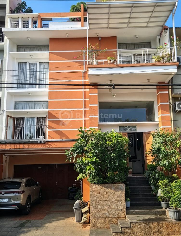 Dijual Rumah Gajahmungkur Kota Semarang di PERMATA SEMERU KARANGREJO GAJAHMUNGKUR SEMARANG
