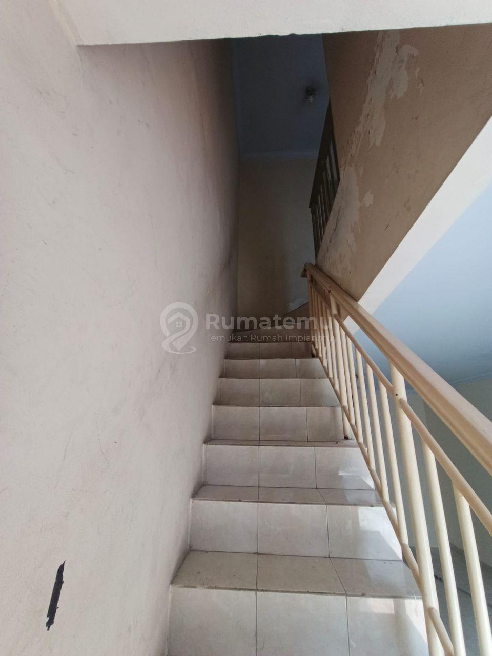 Disewakan Rumah di Mutiara Taman Palem
