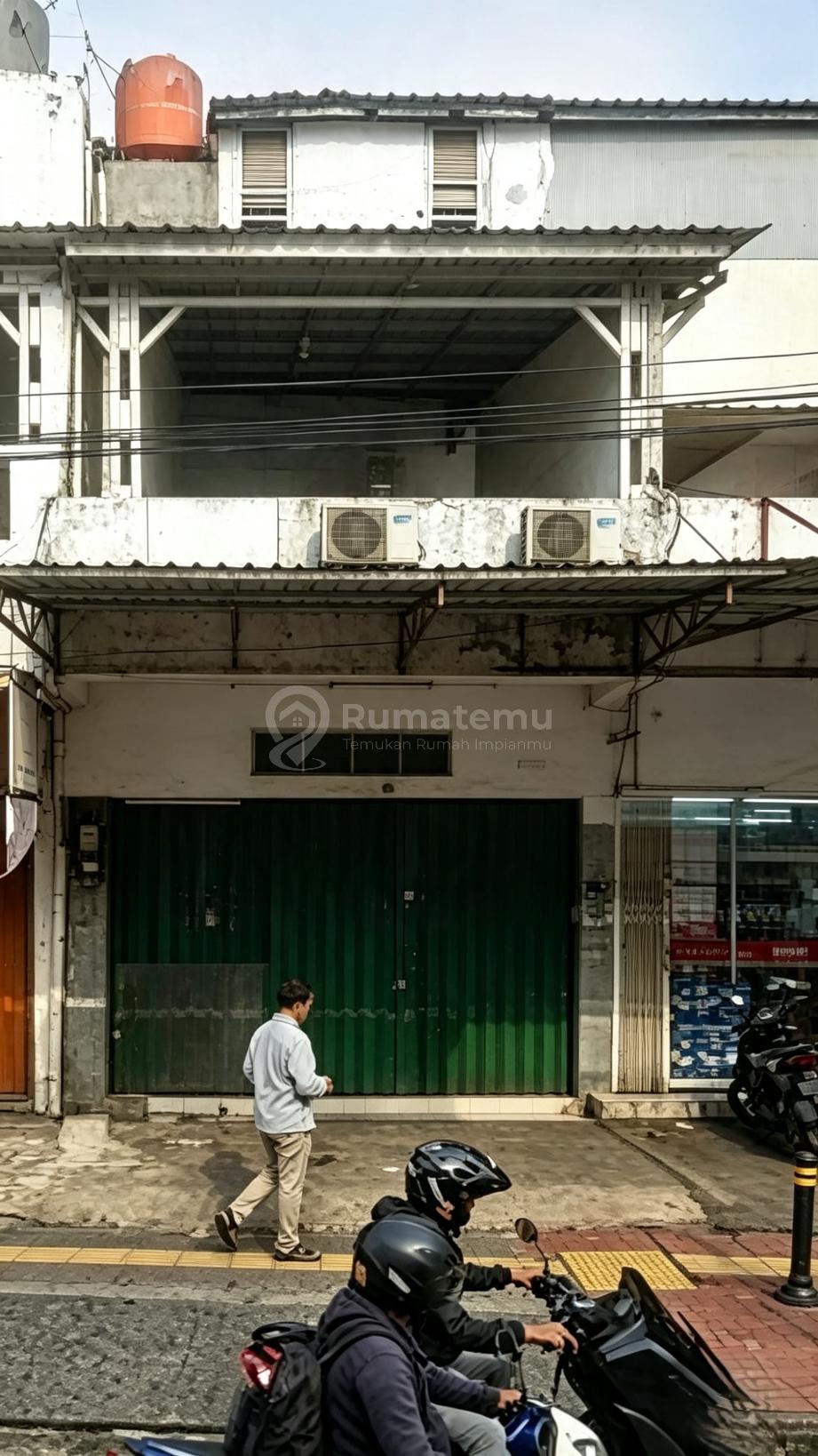 Disewakan ruko Warung Buncit Akses jalan 8 mobil, Ragunan, Pasar Minggu, Jakarta