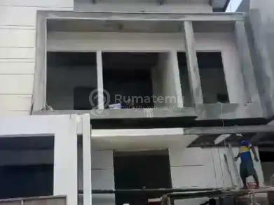 Rumah Baru Citraland Minimalis 2 Lantai Bagus Luas 9x15