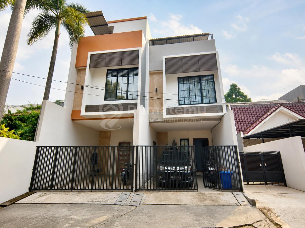 RUMAH DURI KEPA SEMI FURNISH DEKAT TANJUNG DUREN JAKARTA BARAT