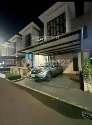 Rumah Bagus Full Furnished Premium Dalam Kawasan di Jgc, Jak Tim