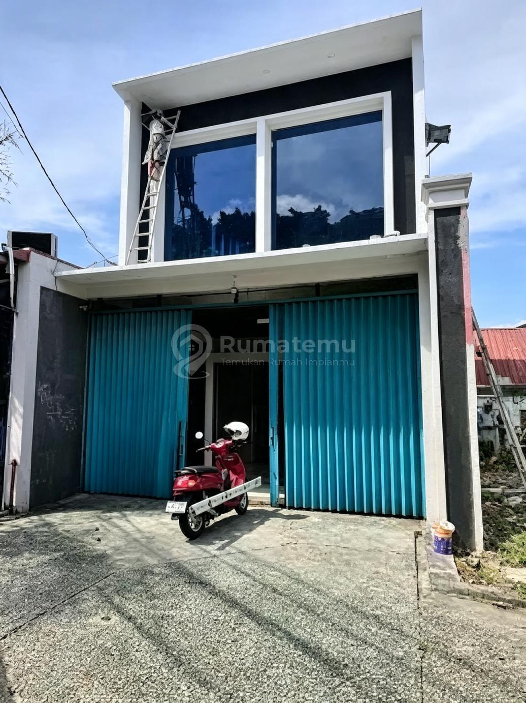 RUKO ARTERI PERMATA HIJAU,200 M2 2 LANTAI,KEBON JERUK,JAKARTA BARAT