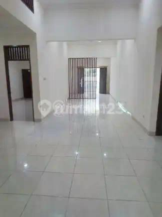 Rumah Siap Huni di Lebak Lestari Indah, bisa untuk Kantor