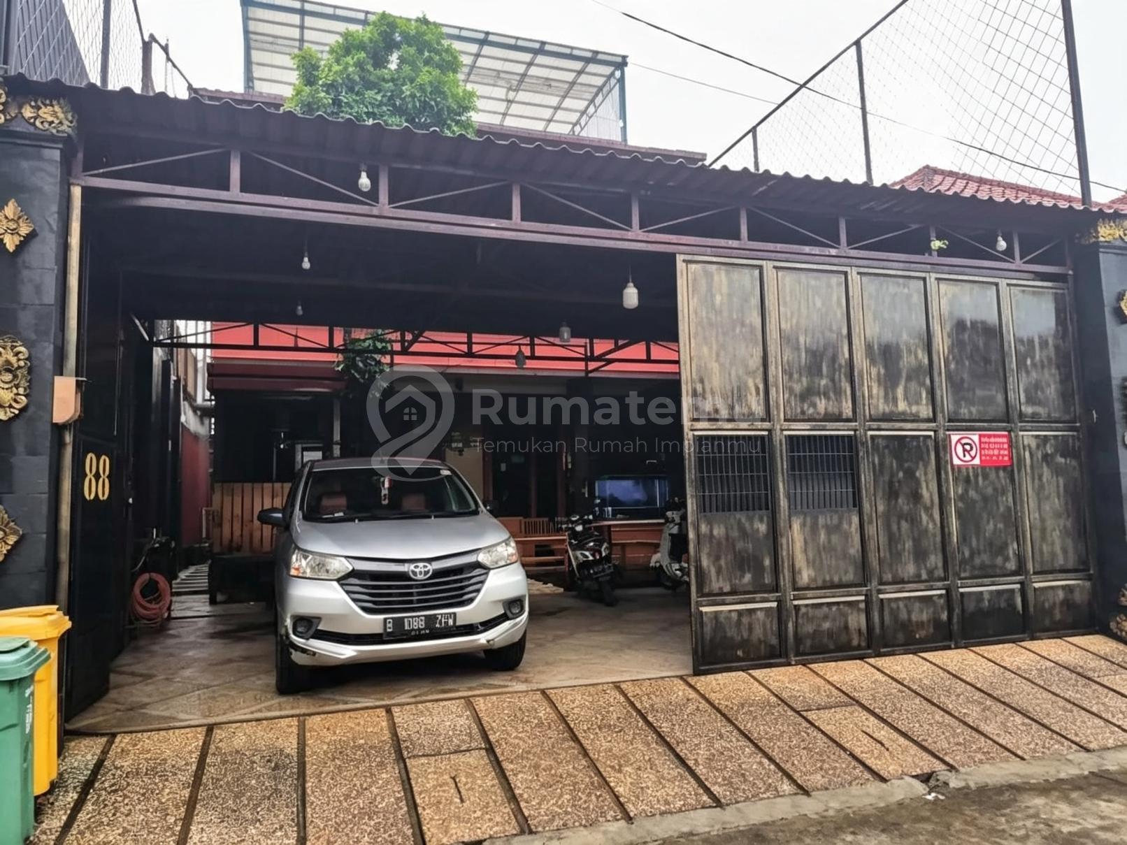 Rumah Keren 3 Lantai Di Pamulang