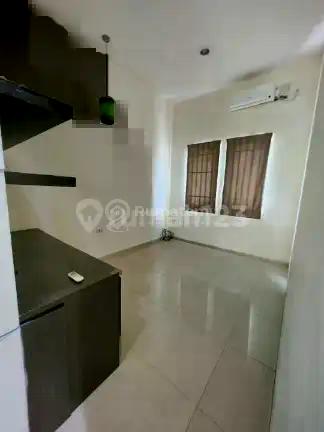 Jual Rumah Kelapa Nias Siap Huni 2.5 Lantai