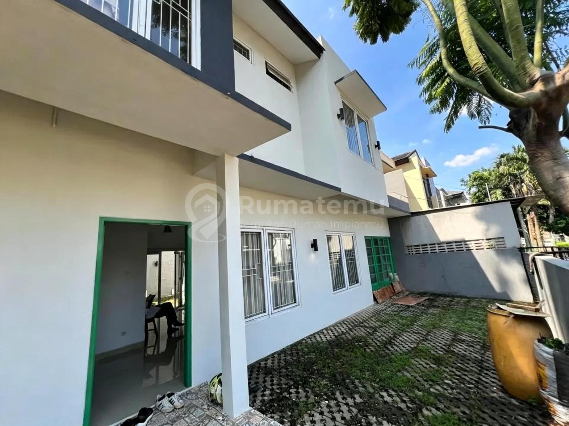 Rumah Bagus Unfurnished SHM Sektor 9-Bintaro, Tangerang Selatan