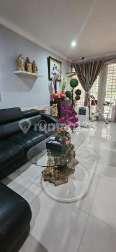 Dijual cepat rumah green court bagus siap huni