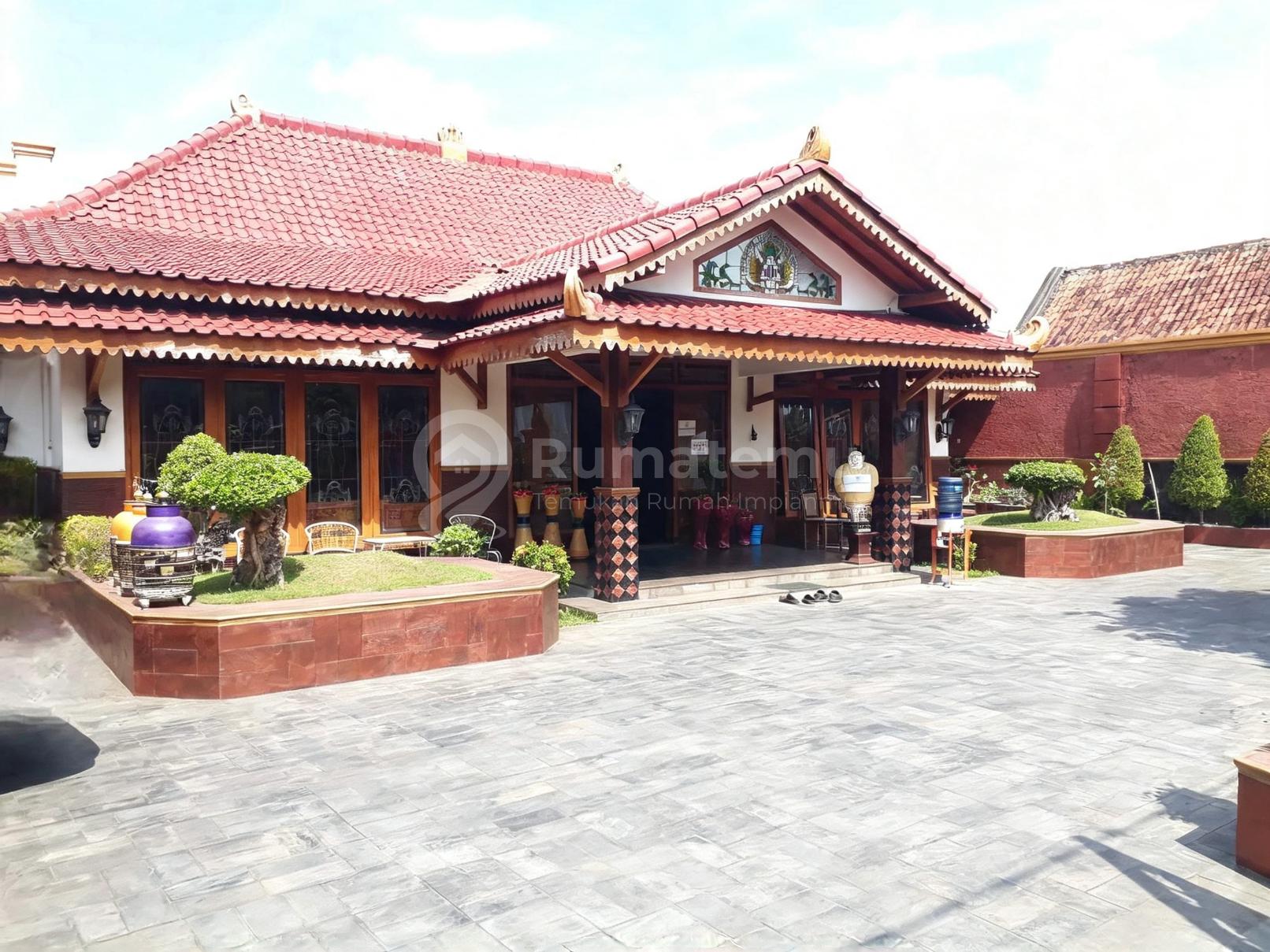 Dijual Rumah 8 BR, Jarang Ada Rumah Etnik Jawa – Joglo Asli di Tengah Kota Yogjakarta. Lt 851/830\Nhook • Area Kraton •