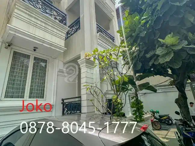 JUAL RUMAH  Rumah Mewah Klasik Modern Jl. Kebon Kacang-Dekat Thamrin, Jakarta Pusat