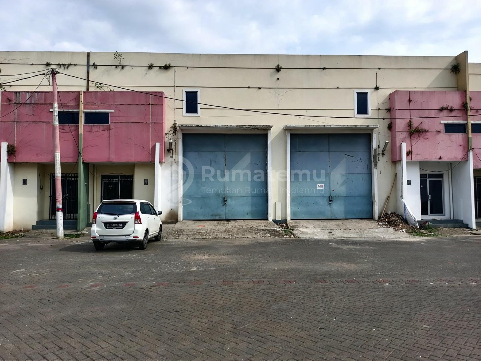Dijual Gudang Main Road Cipadung - Bisa Akses dari Soekarno Hatta Bandung