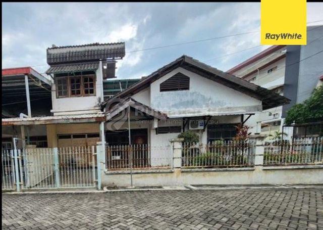 Dijual Rumah Aset Lelang Griya Babatan Mukti Wiyung Surabaya LT 223m2 SHM
