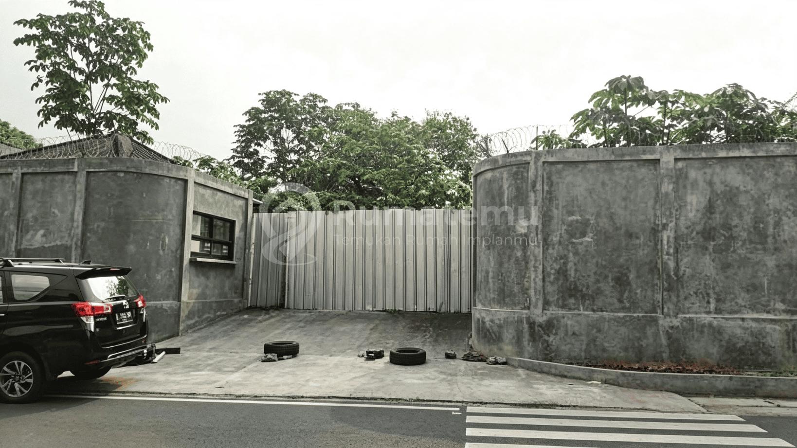 Jual tanah komersil perumahan di Lenteng Agung raya, Jagakarsa, JakSel