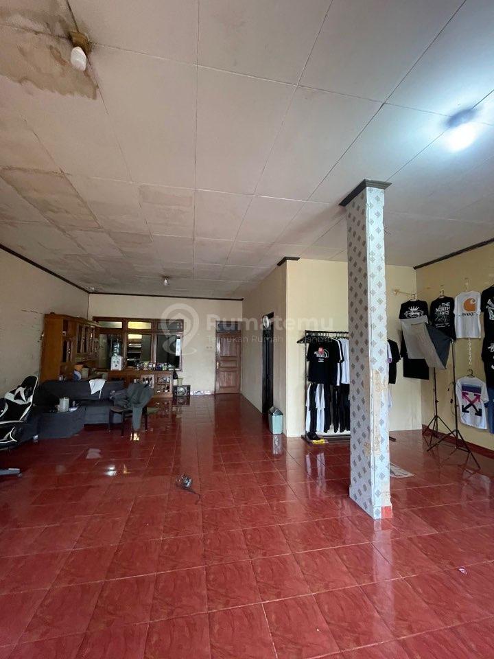 DIJUAL — RUMAH 3 LANTAI STRATEGIS PINGGIR JALAN RAYA PAGARSIH BARAT, BANDUNG