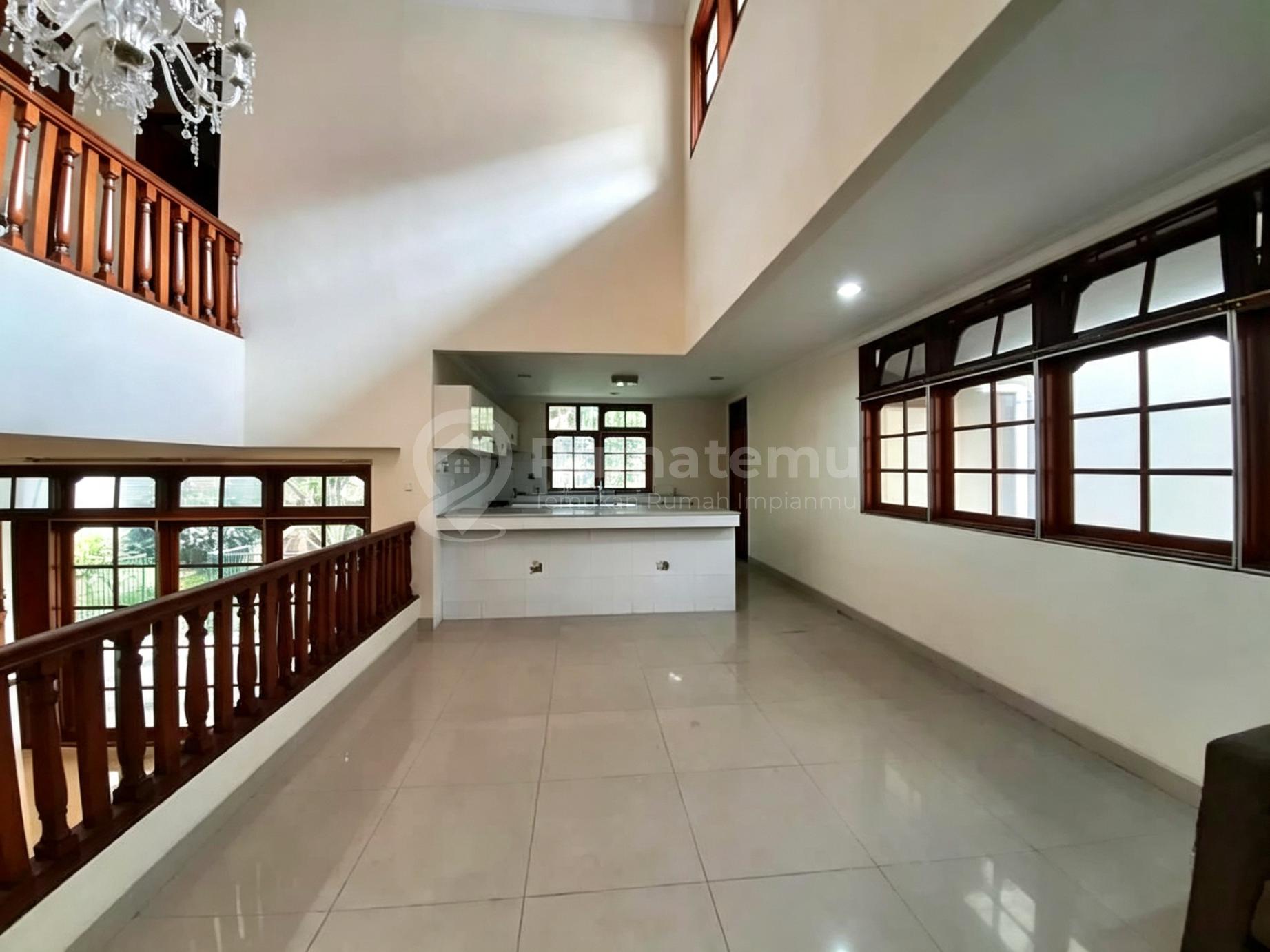 Dijual Rumah Pondok Indah Jakarta Selatan